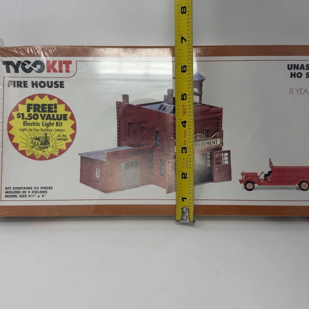 Tyco 7789 HO Scale Fire House Kit #7789B Brand New Sealed